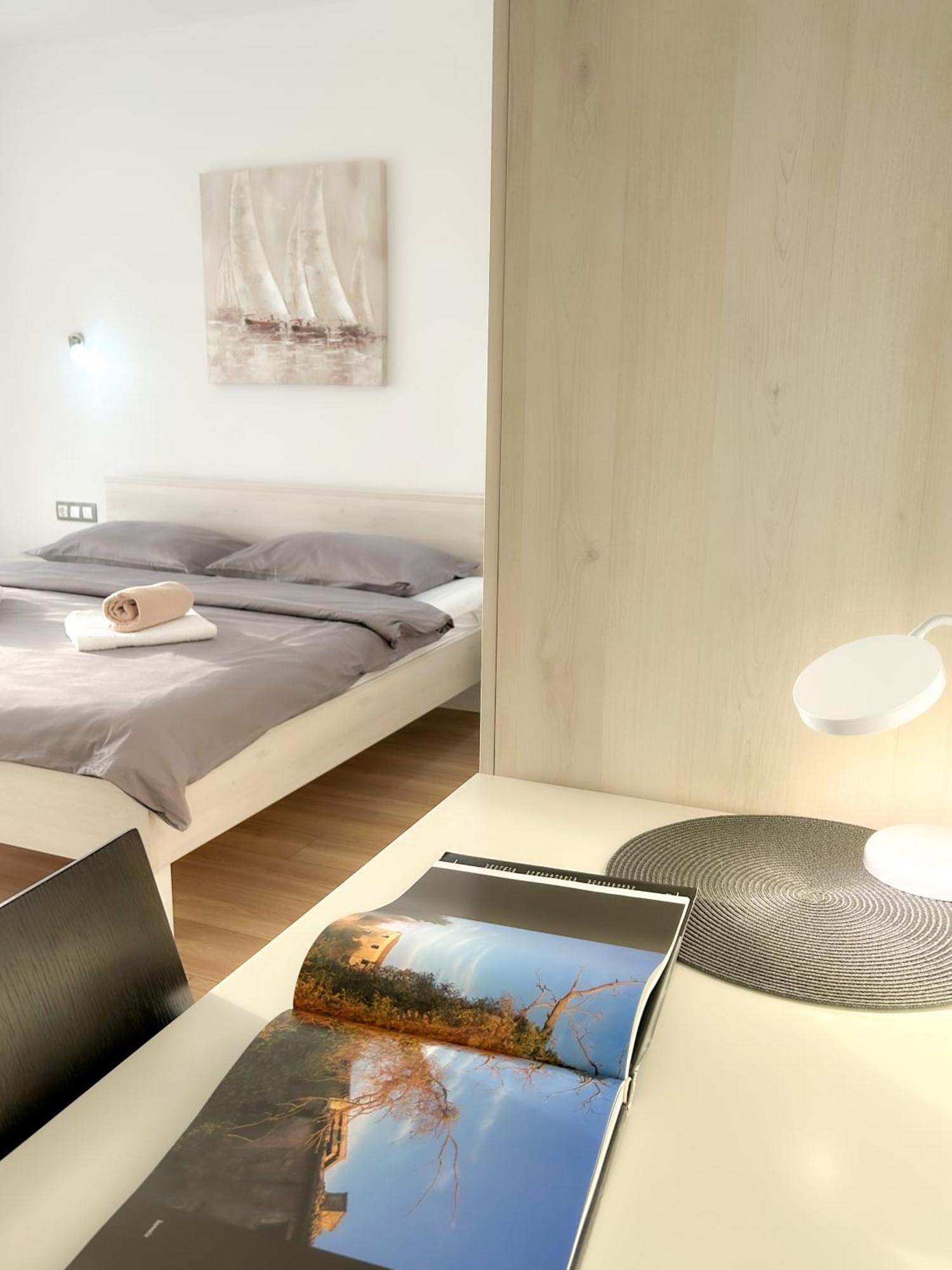 Apartment Fiorella Porec Ngoại thất bức ảnh