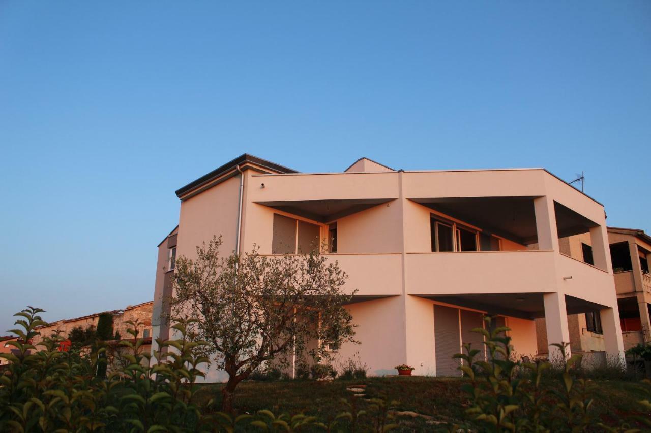 Apartment Fiorella Porec Ngoại thất bức ảnh